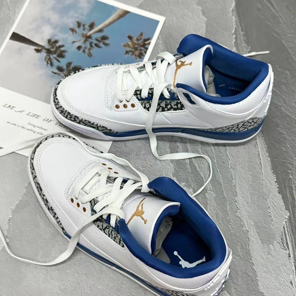 Air Jodan 3 white and true blue